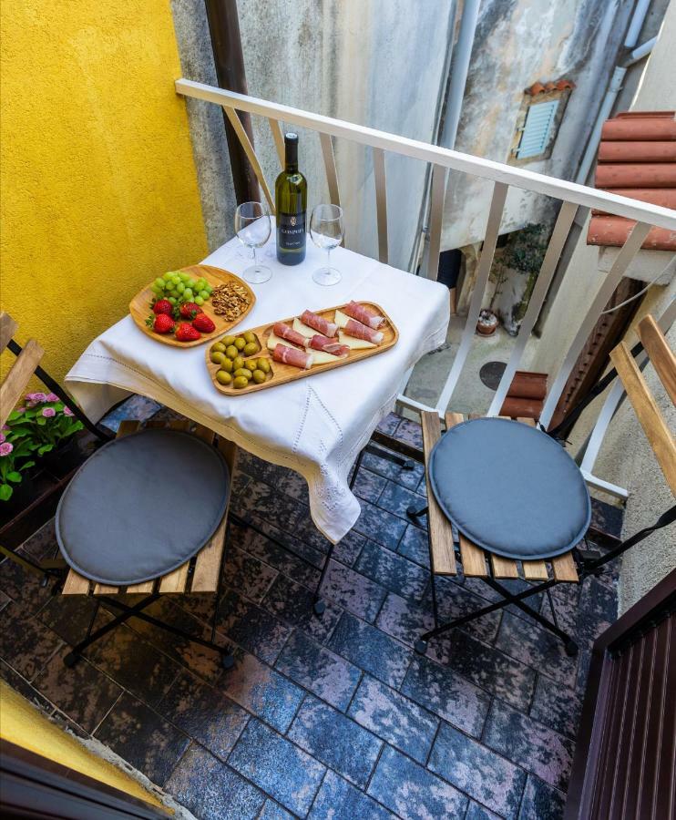 Apartman Valdi Baska  Bagian luar foto